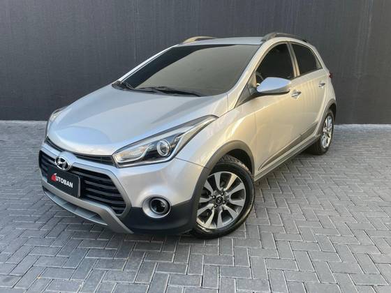 HYUNDAI HB20X 1.6 16V PREMIUM FLEX 4P AUTOMÁTICO